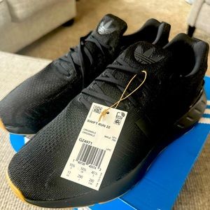 Men’s Adidas Swift Run 22